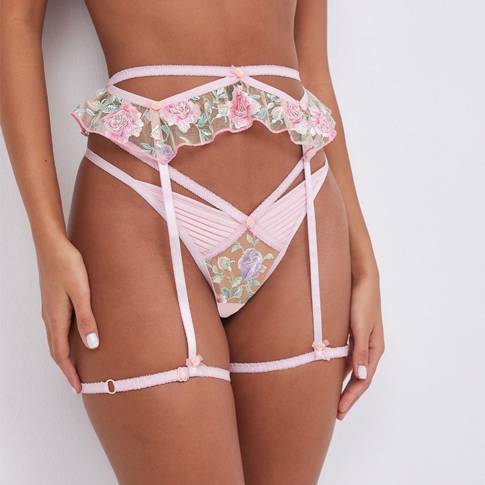 Pastel Watercolor Rose Garter XXS